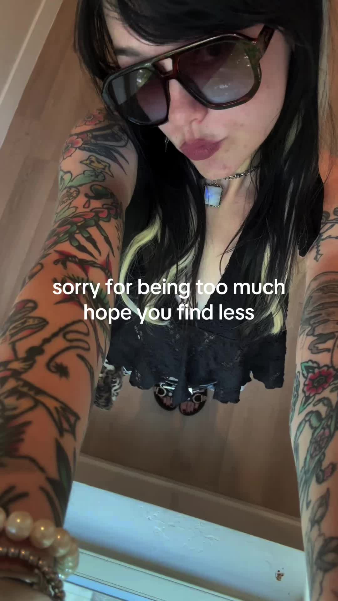 @h ✯
