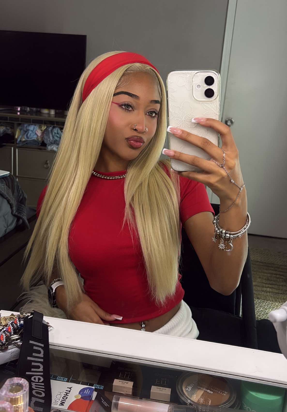 @⋆˚。⋆✧˚𝑎𝑢𝑡𝑢𝑚𝑛˚✧⋆。˚⋆