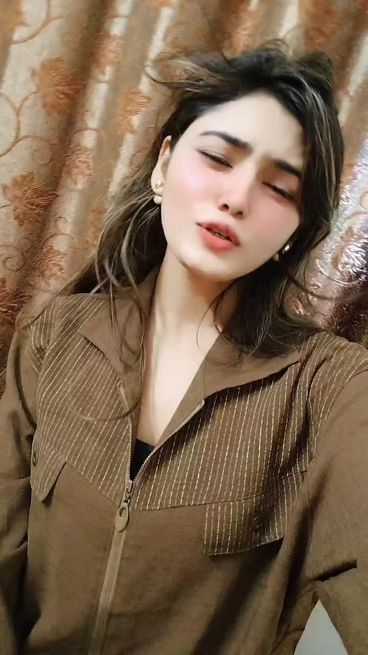 @🦋мєнυ(মেহু)🌹