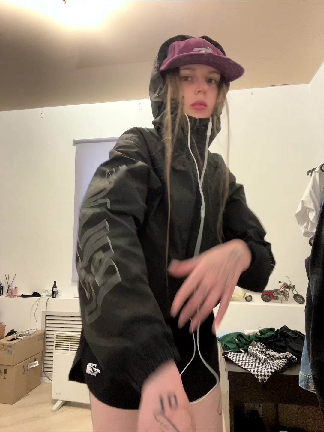 @$