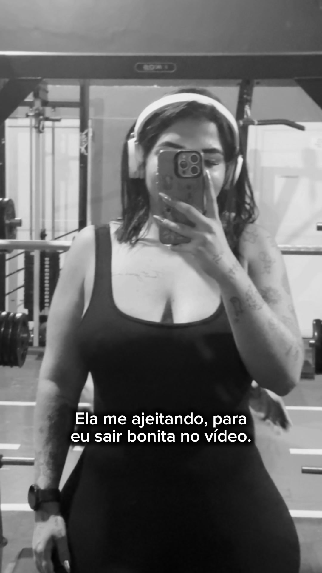 @⚡️Taissiani 🦋