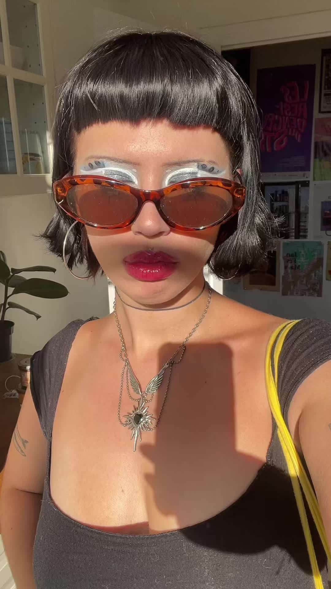 @Julia 🩴🫦