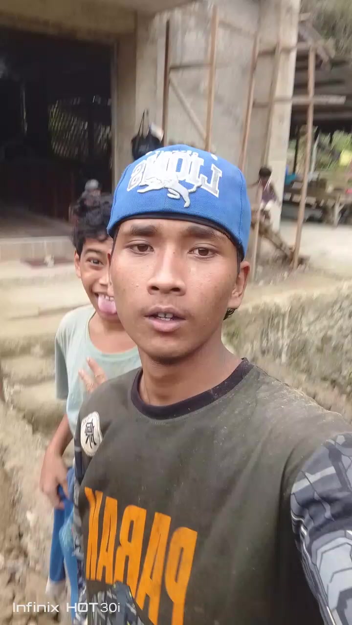 @Ay idol Rogie
