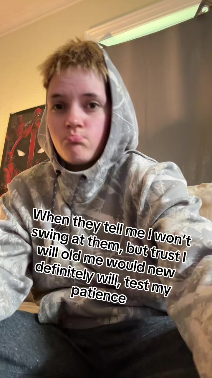 @Cr4ZyA1iEn🛸🕷️