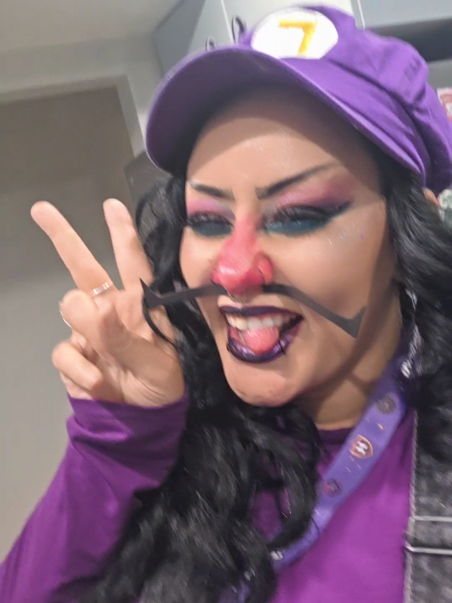 @TheQueerQueenofHalloween