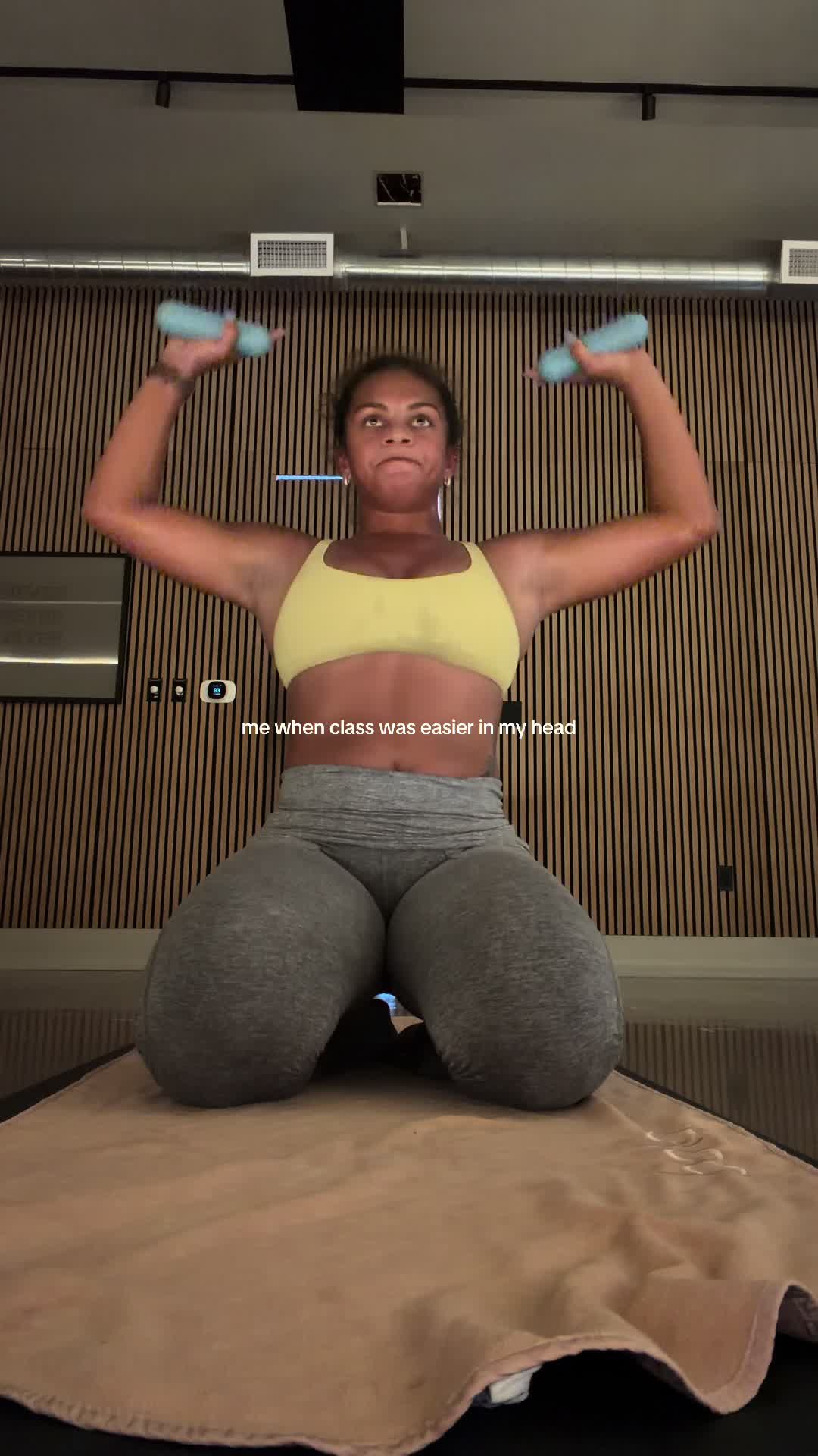@elliswootenn