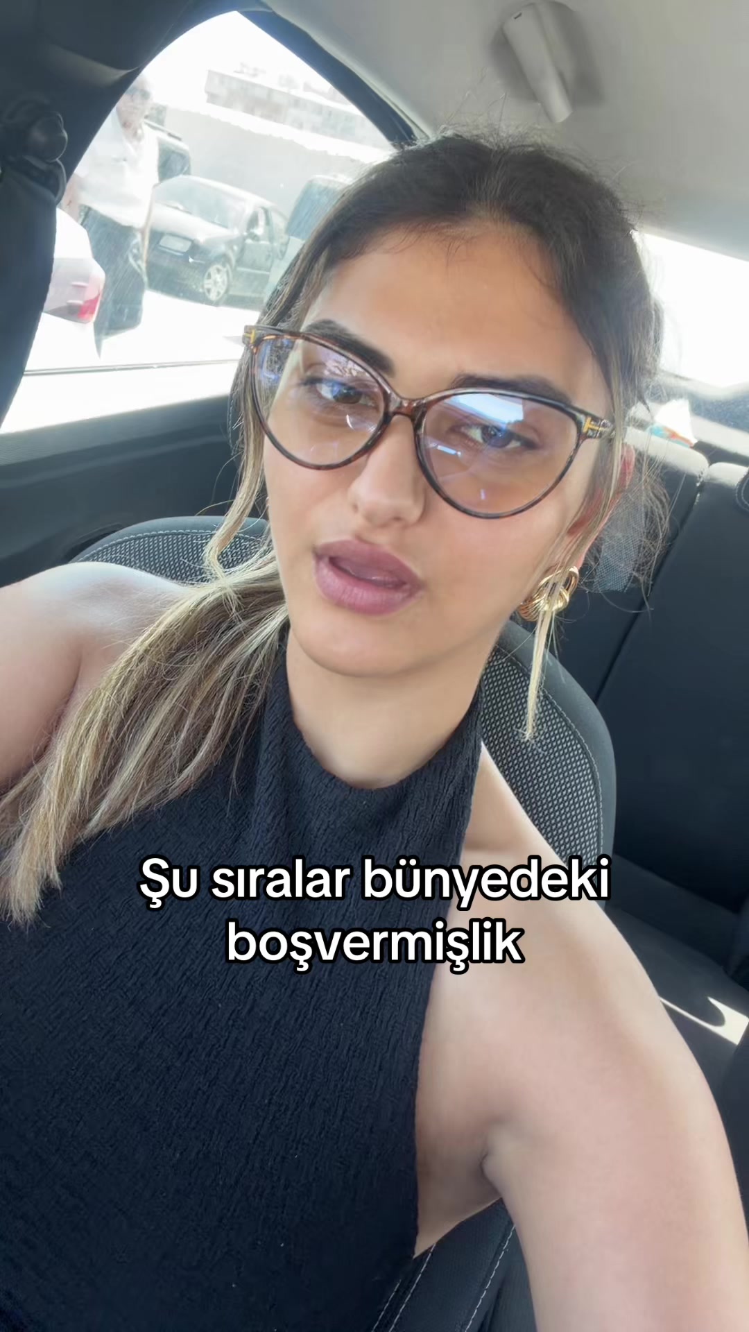 @Arzukalaa