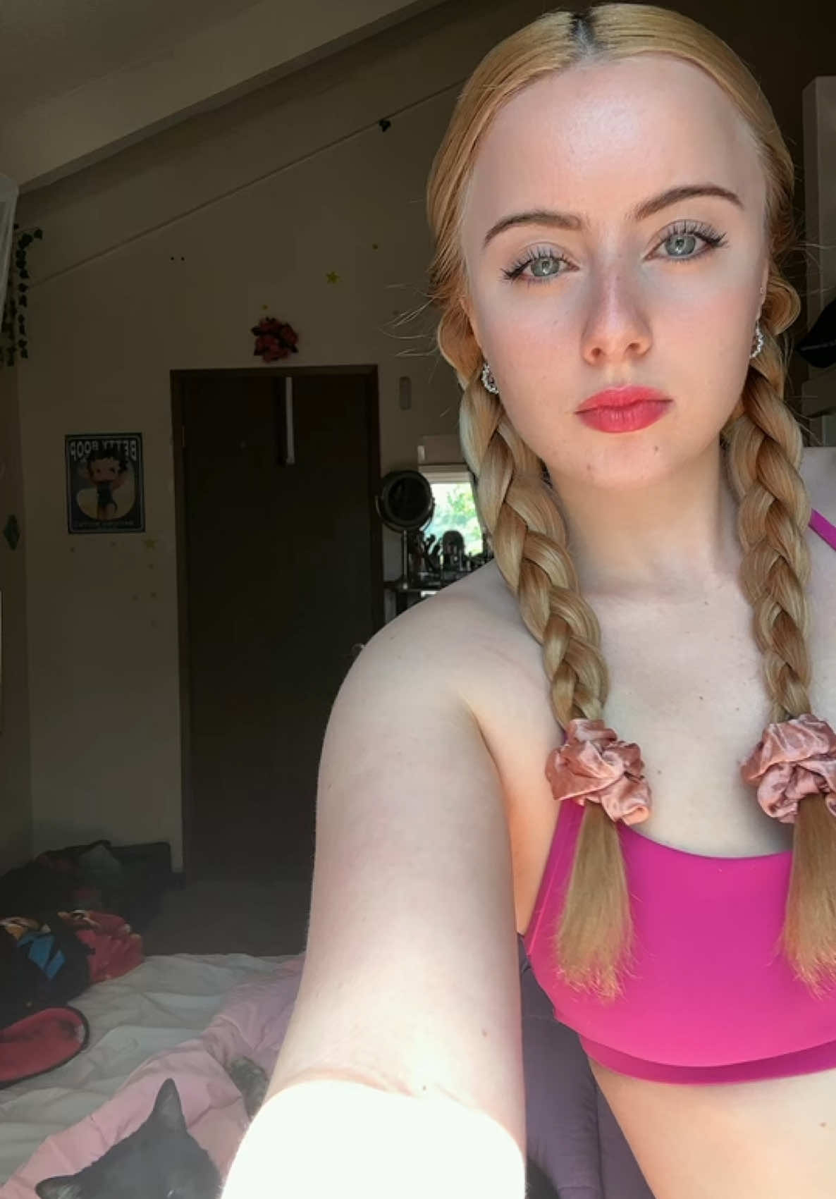 @Kr1ssee