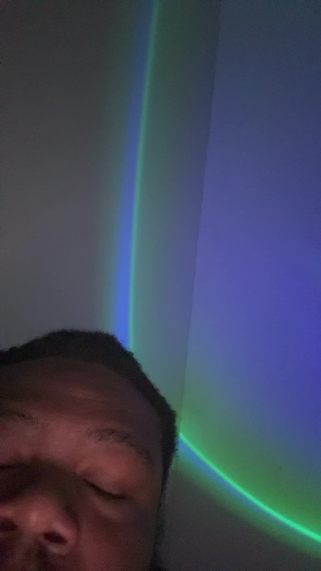 @𝓘𝔃𝔃𝔂 🥝