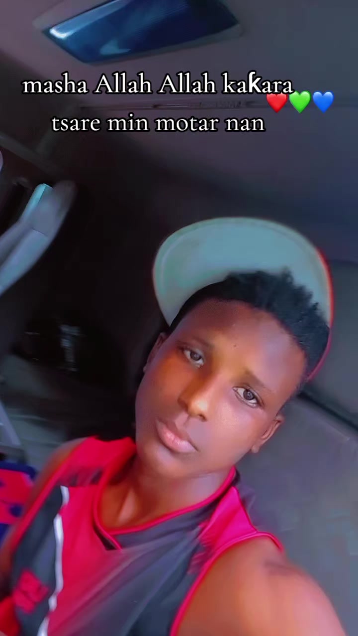 @Fãñsŷ Dãñzãkí