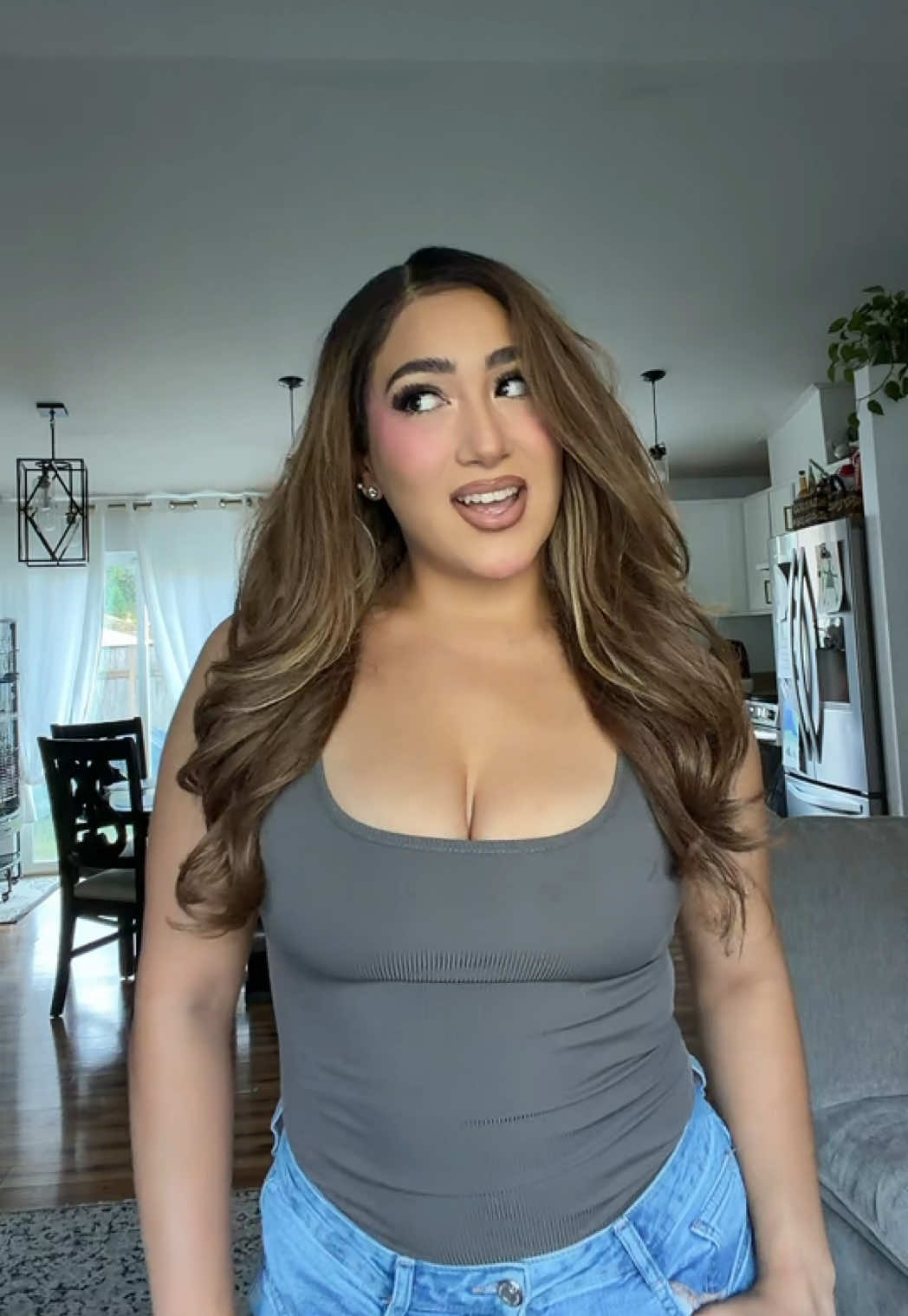 @raqyourworld888