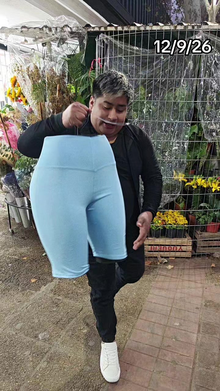 @LA FERIAA DE LA ROPA