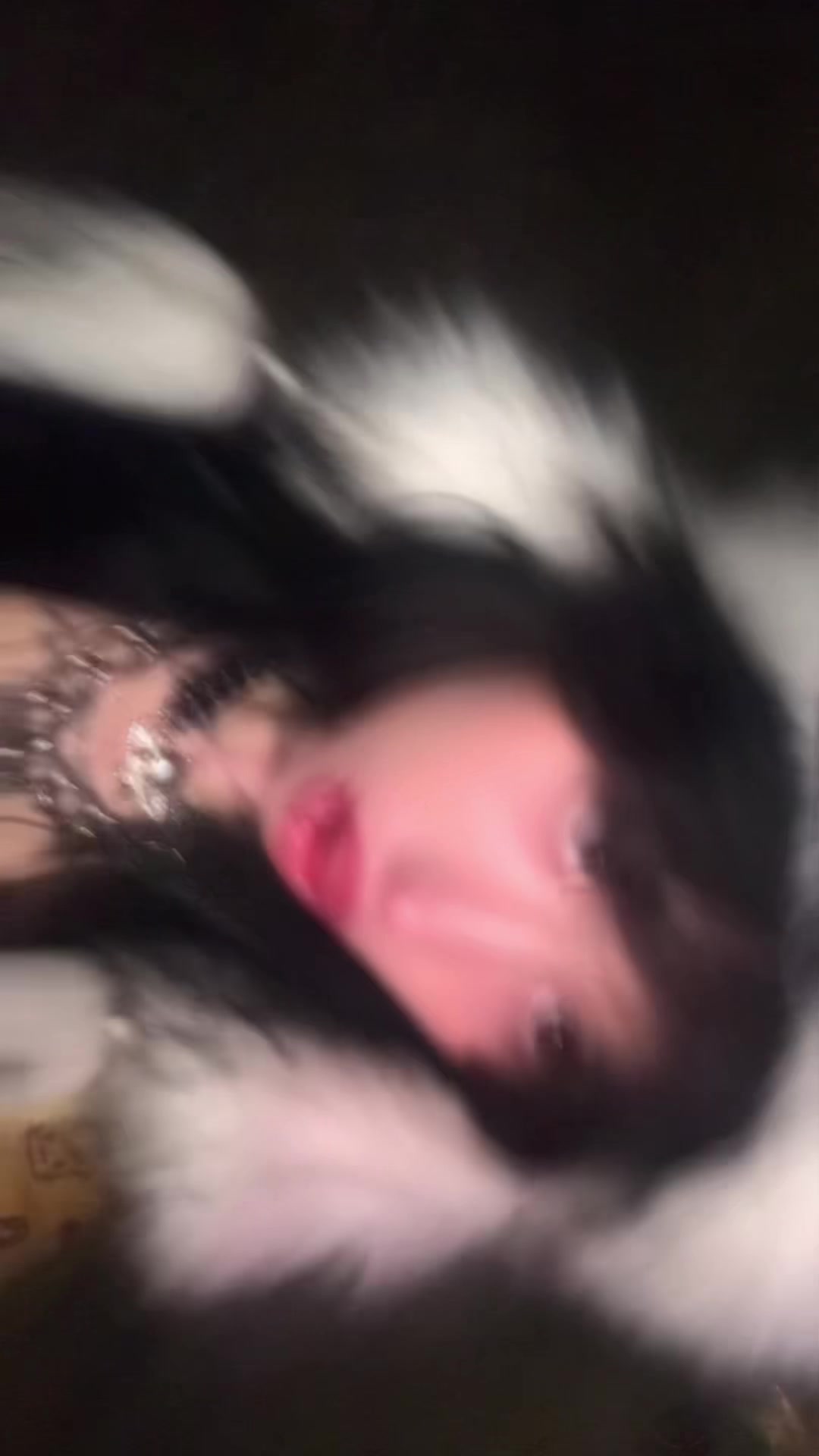 @zommmbri