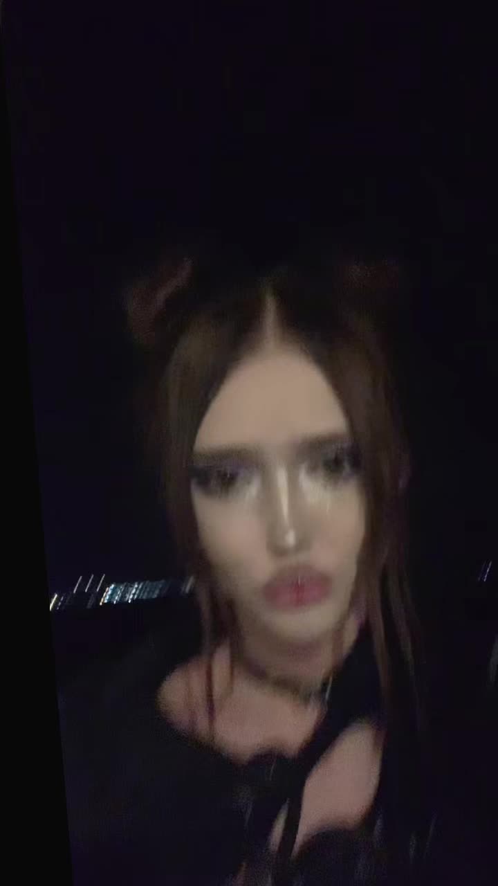 @🦄