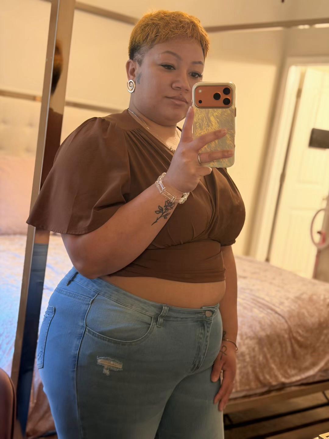@ayeee.moira