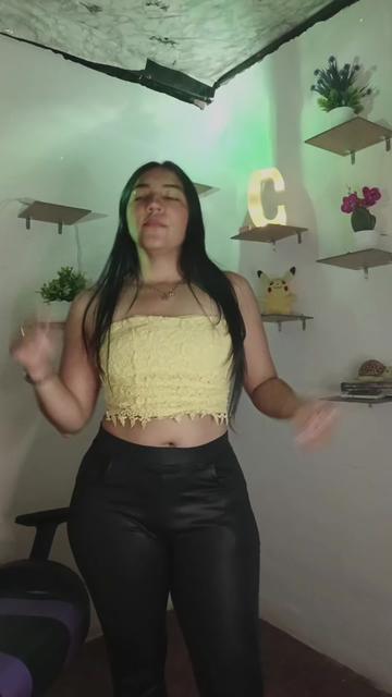 @CAMILA RODR&Iacute;GUEZ 🦋🧸🌻