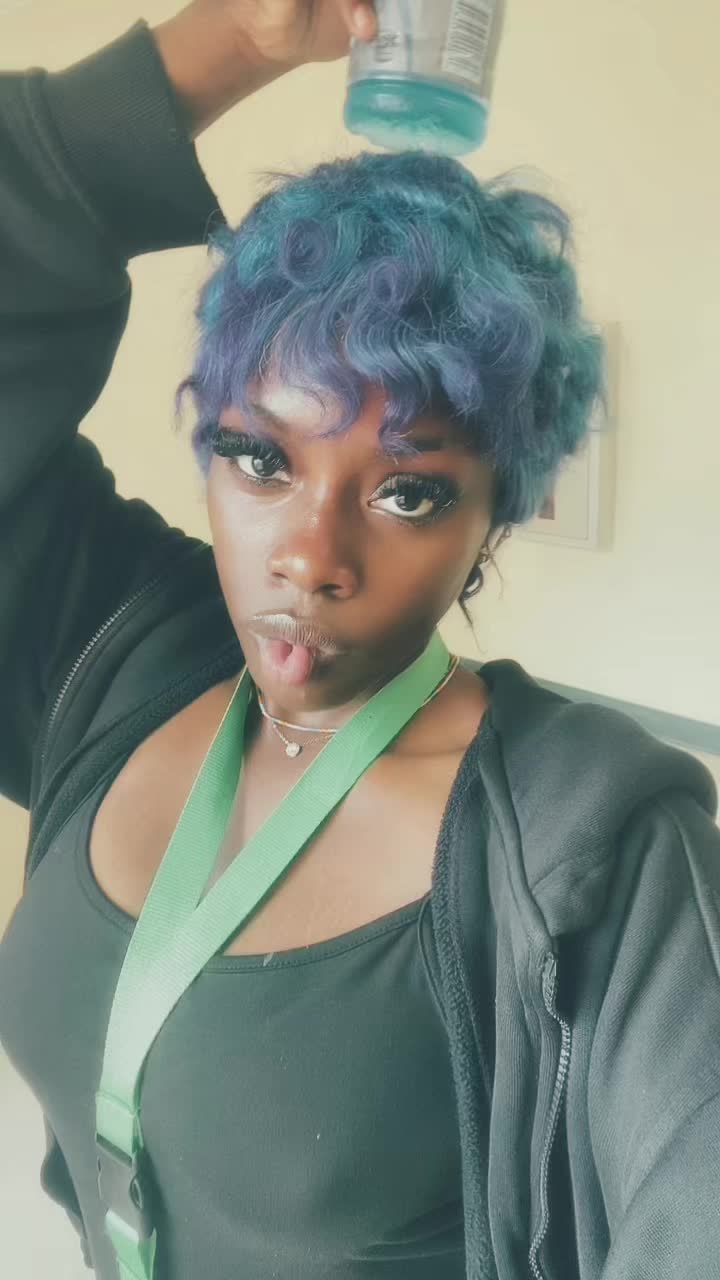 @🔒