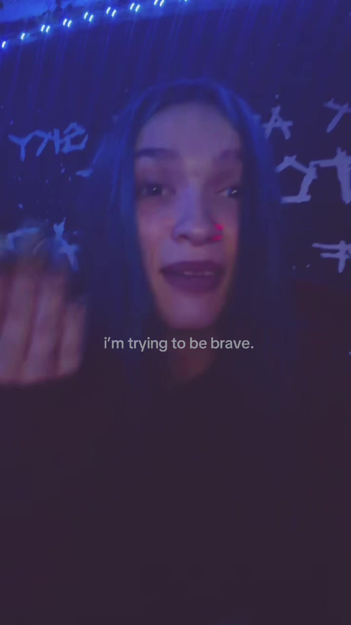 @kay 🍒.