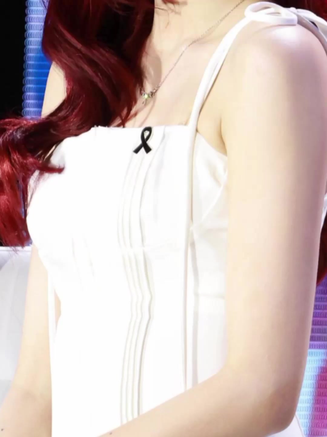 @โ
dinda_๐๐โฌโ