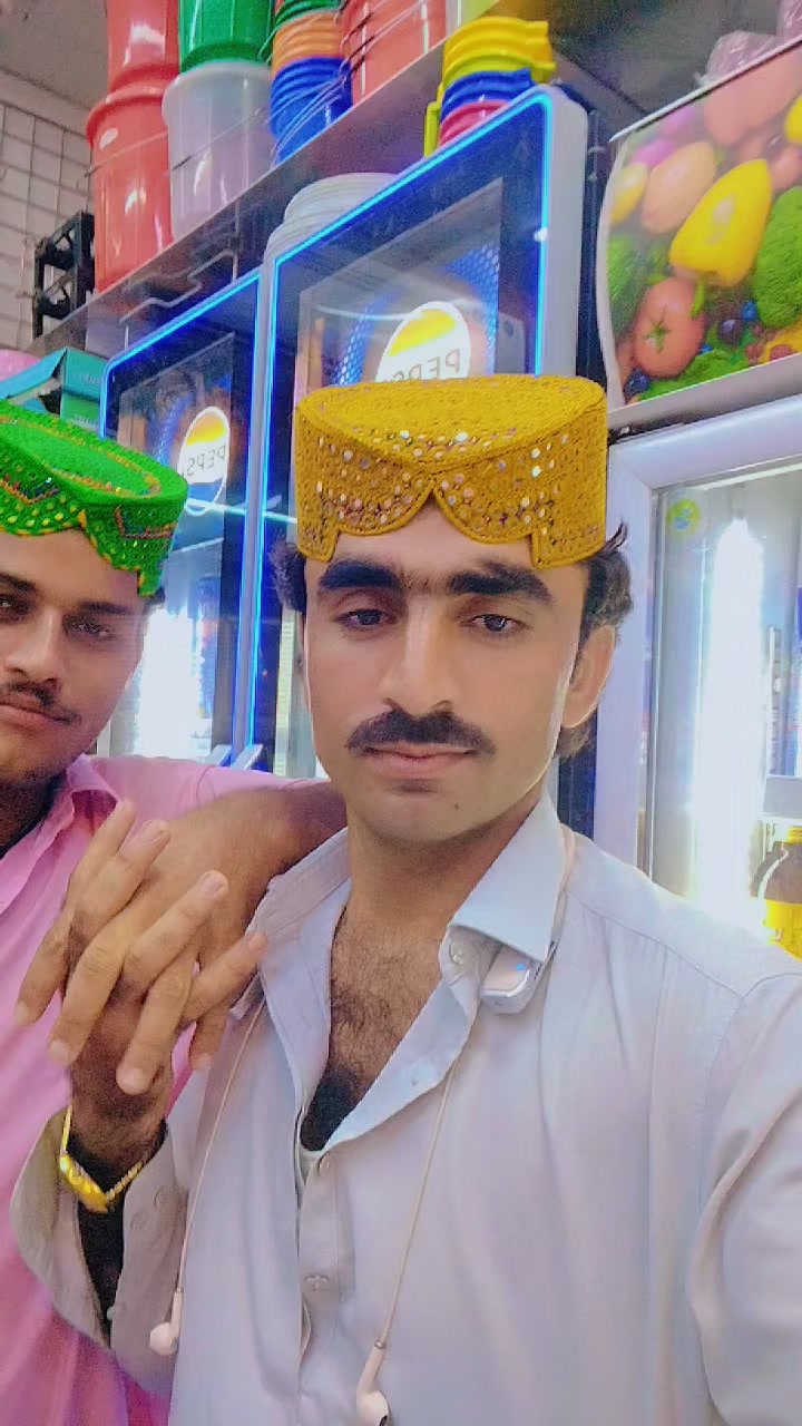 @🇦🇪✈️🇵🇰کنگ بوس سرور جکرانی