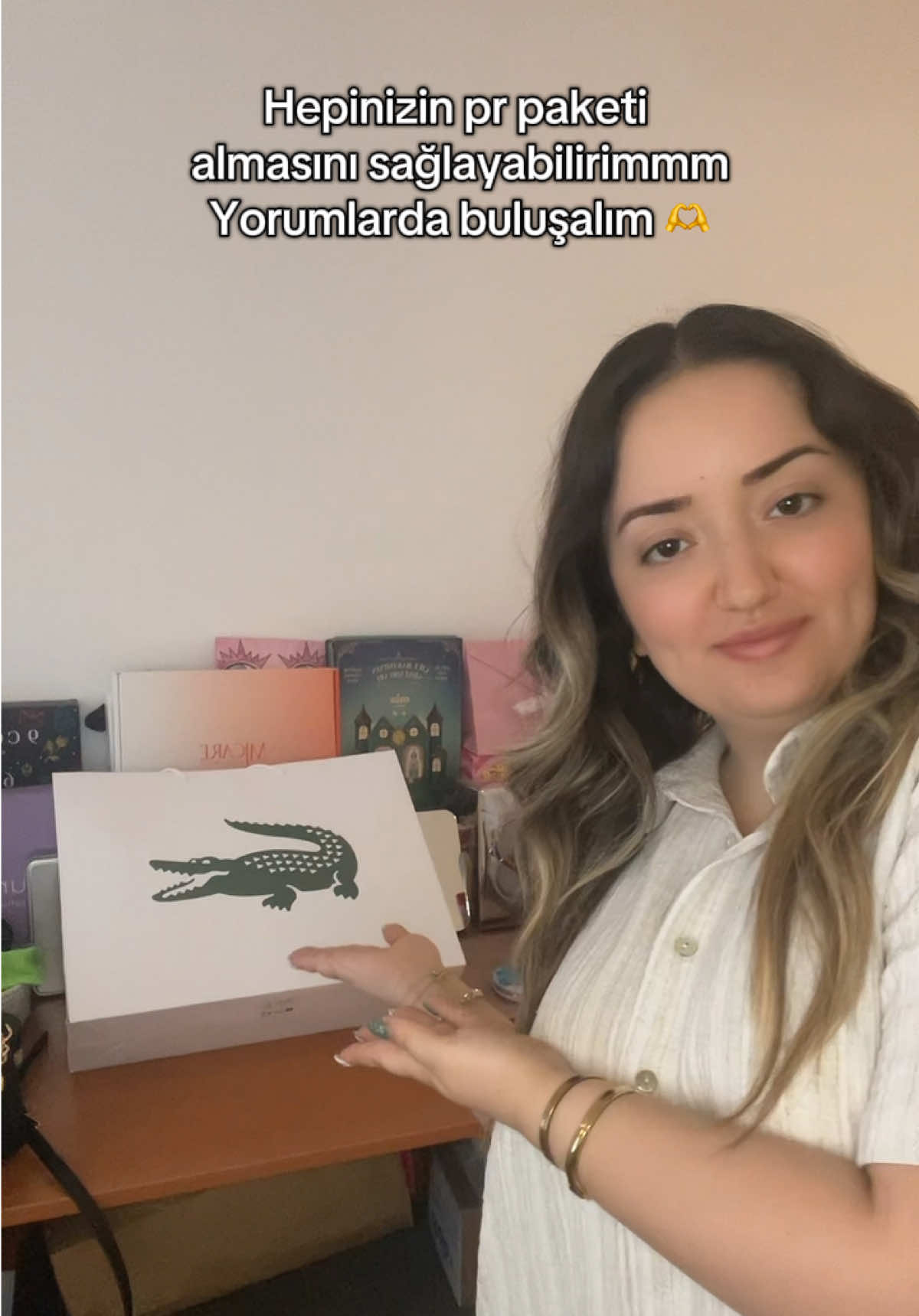 @Hazallll