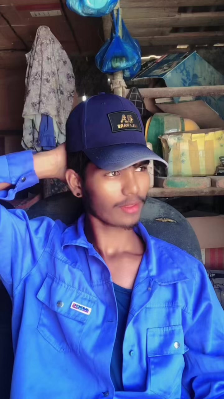 @👑BIRAT PATEL◉‿◉🤫