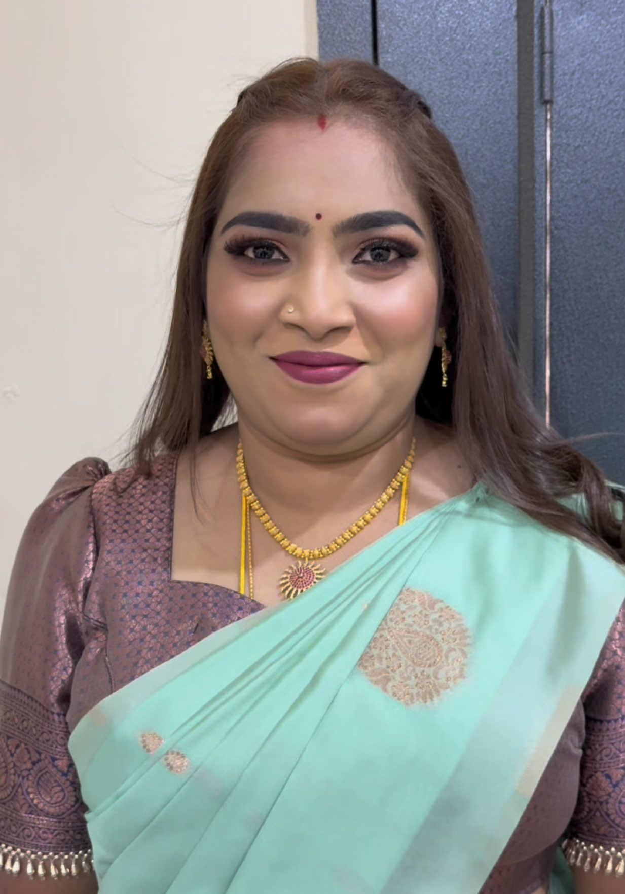 @Devisree Mua
