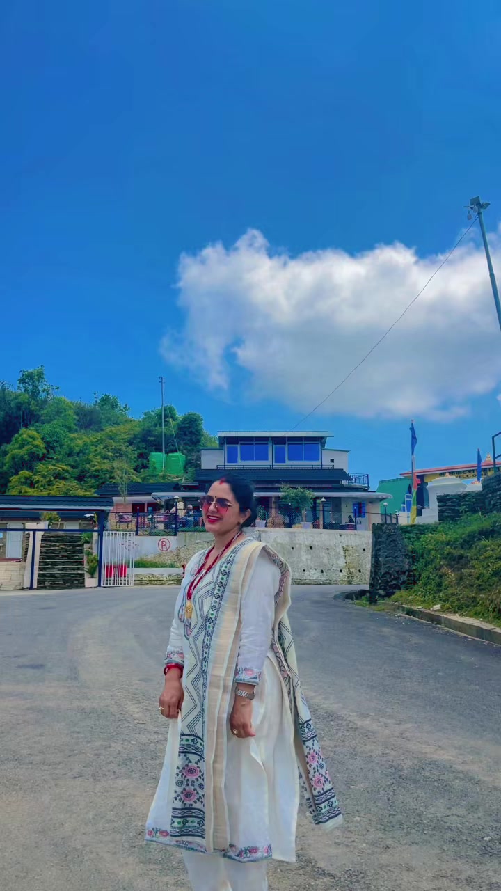 @🦋gita timilsina💖💫