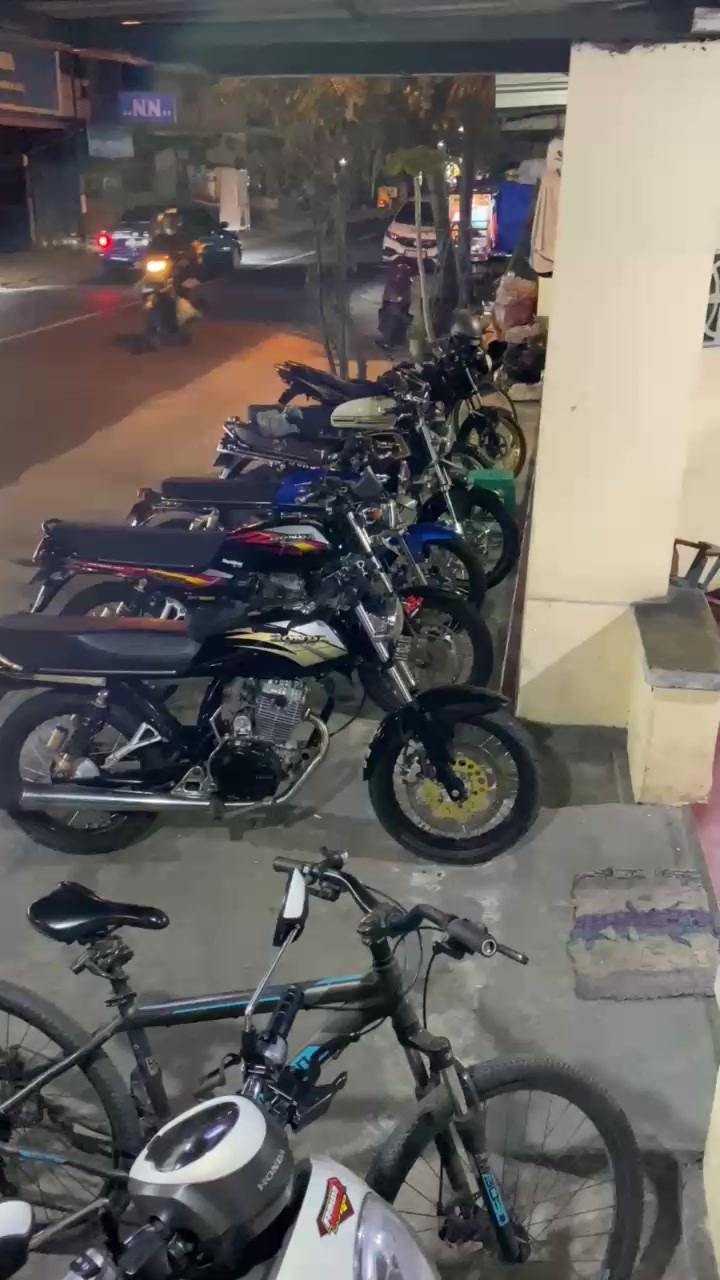 @Indraendru