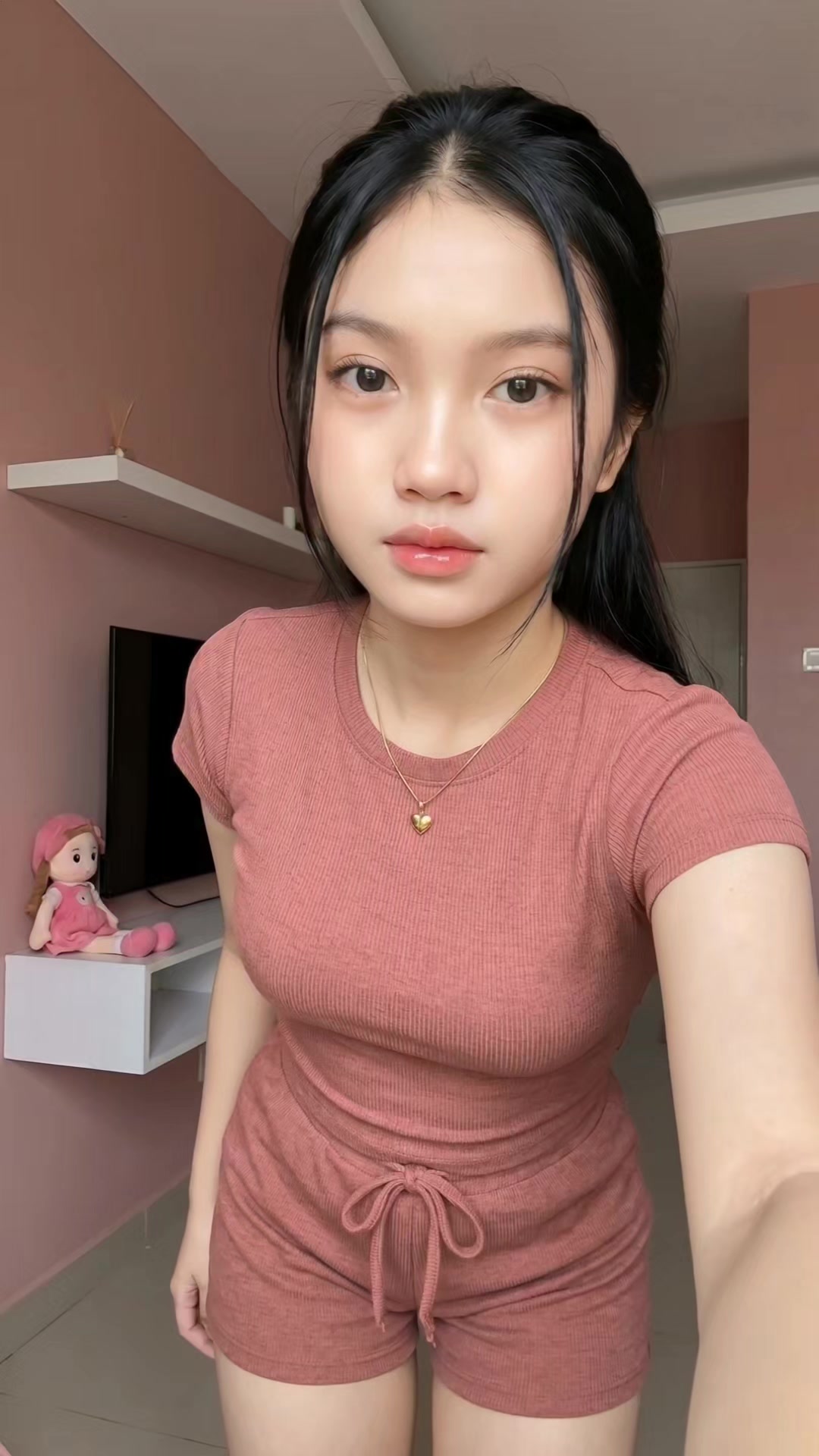@𝑐𝑙𝑎𝑟𝑎𝑎🎀