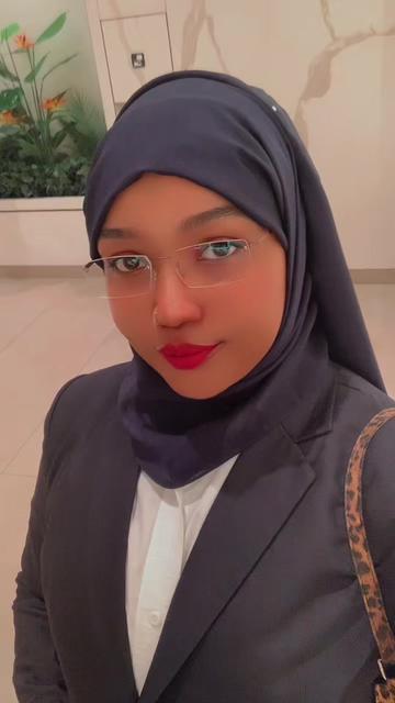@QUEENOFEAST👑