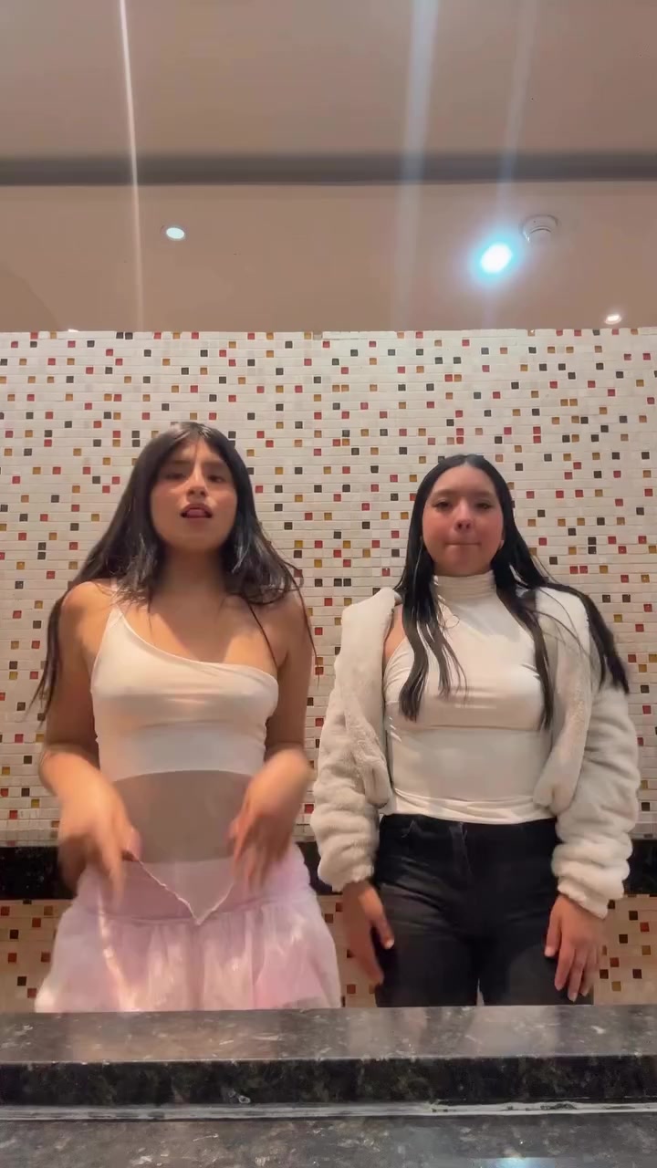 @Melina cc 99