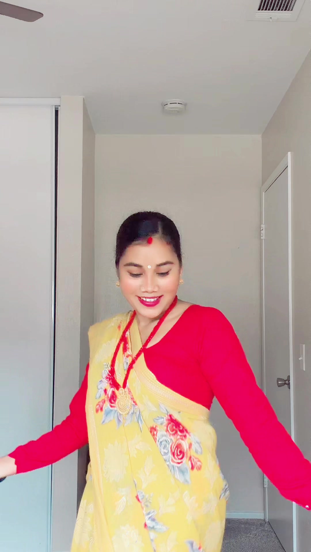 @Resham Chaudhary 🇳🇵🇺🇸 ✌️