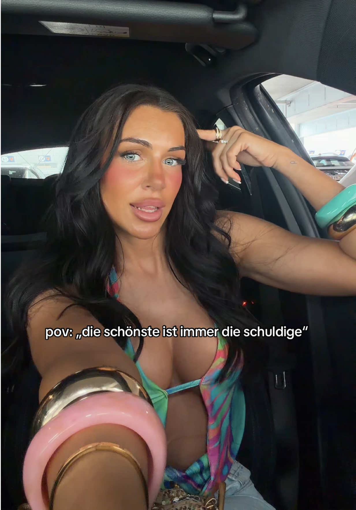 @Vivien Evelinda Tzouvaras