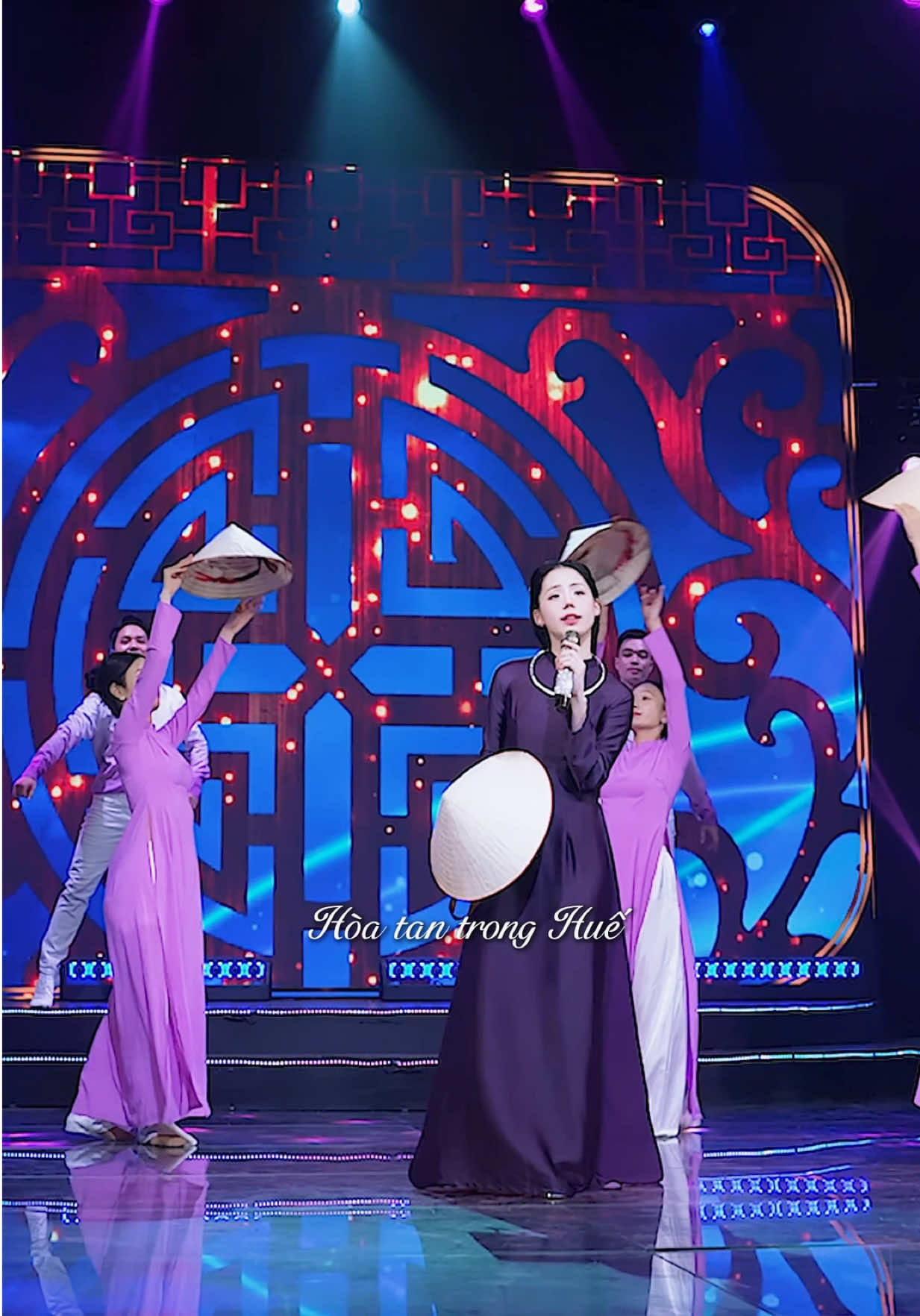 @Nguyễn Hương Ly