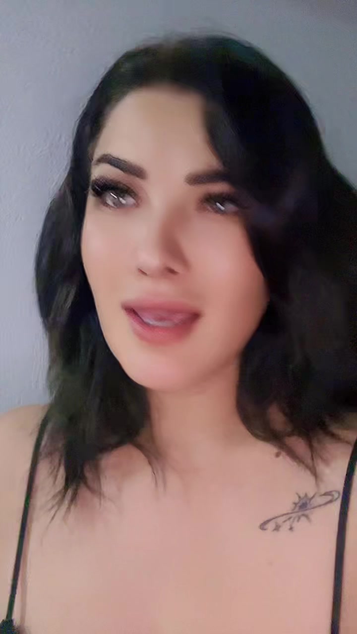 @AYÇA ELİZ👑