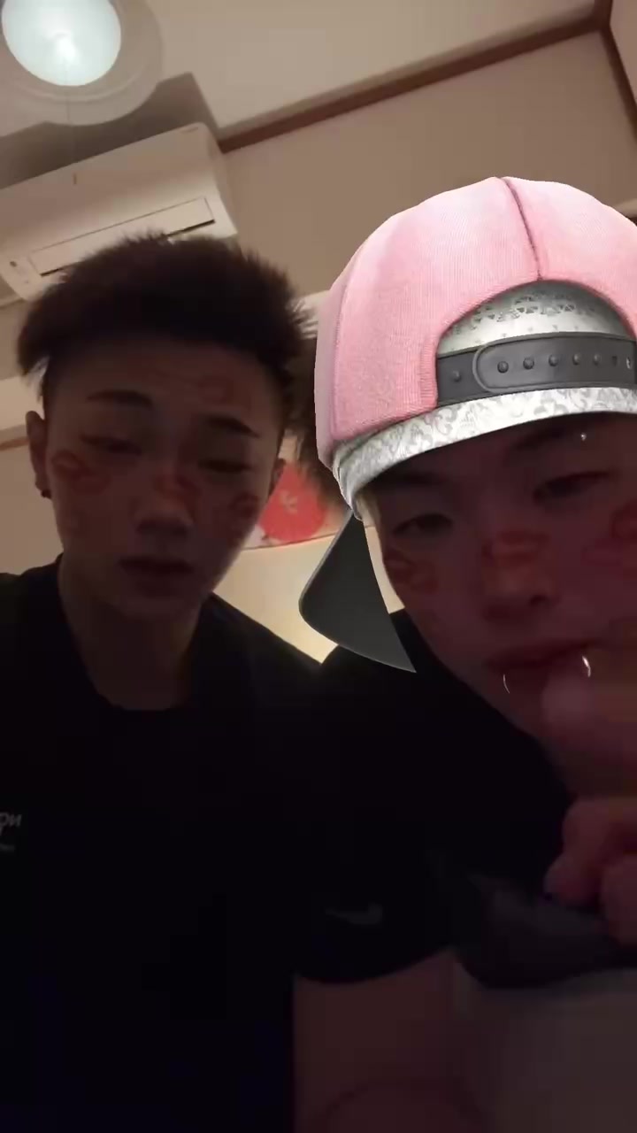 @๐๐ผ๐๐ธ๐พ๐