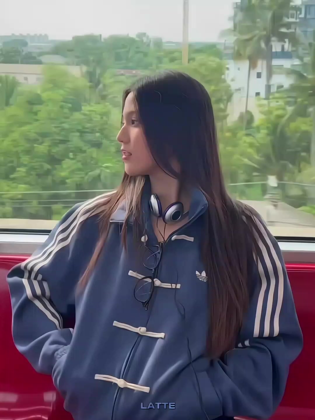 @ᵖˡˢ lattévie
