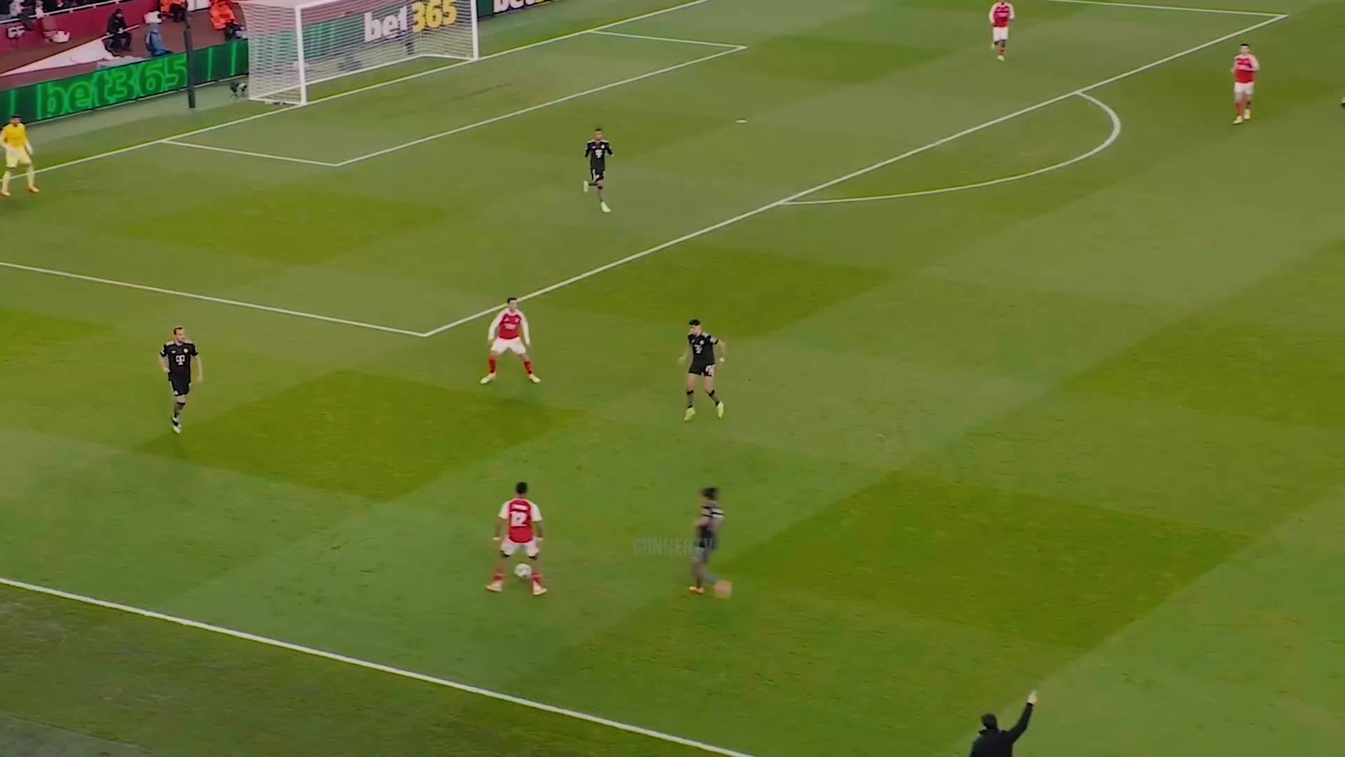 @Biluu gunner's🔴⚪