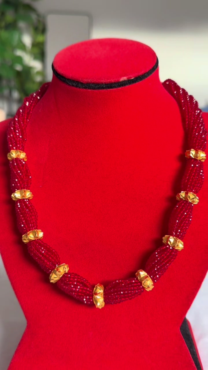 @Lavish Jewellery