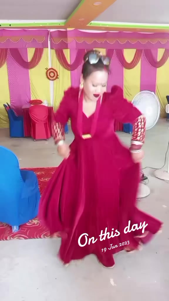 @❤ अनुष्मा भ्लोन ❤️