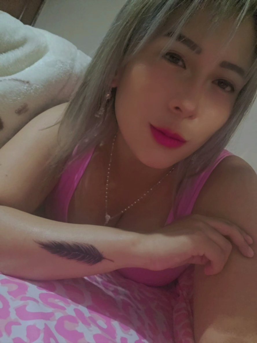 @Dayanna Moreno🫦💫🌸💫🫦