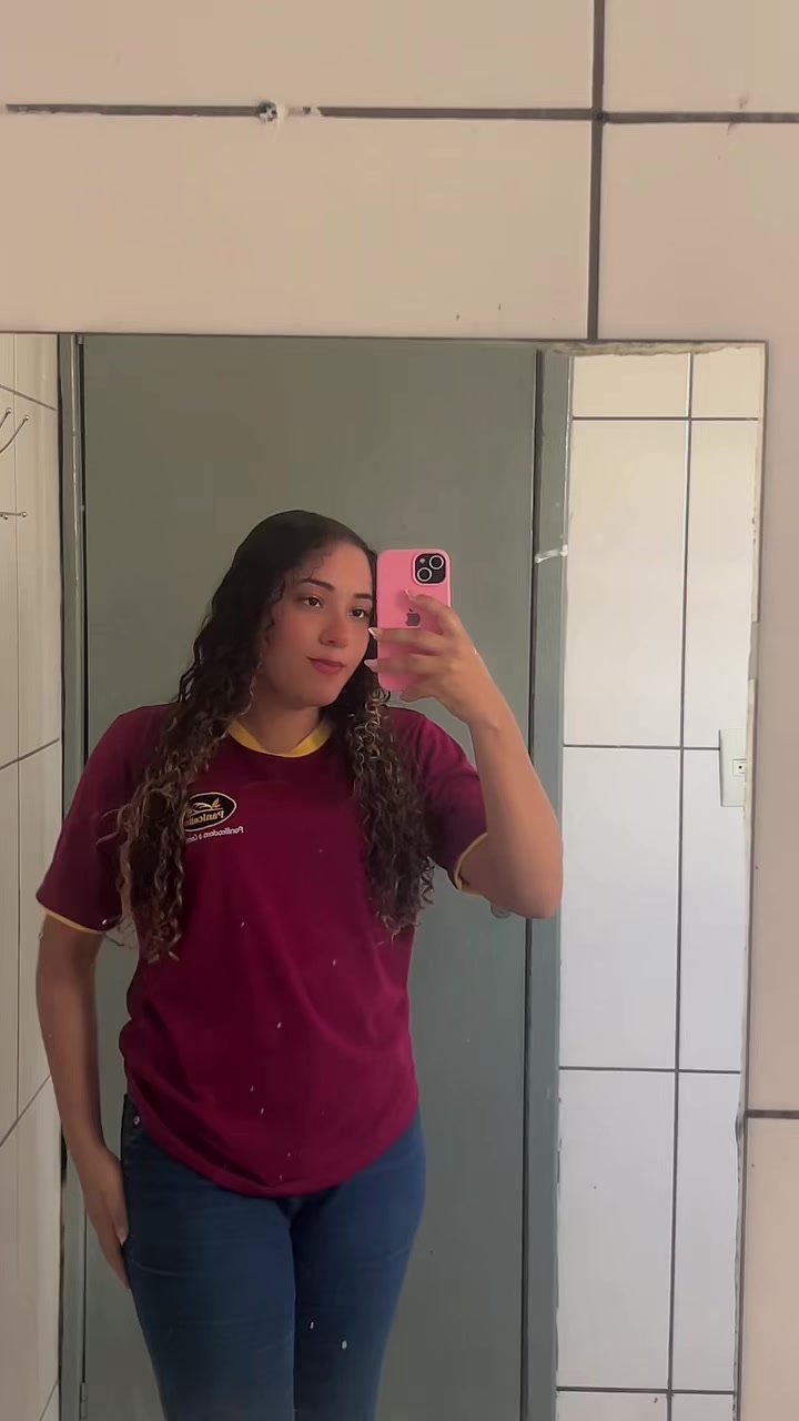 @Lorrany_76