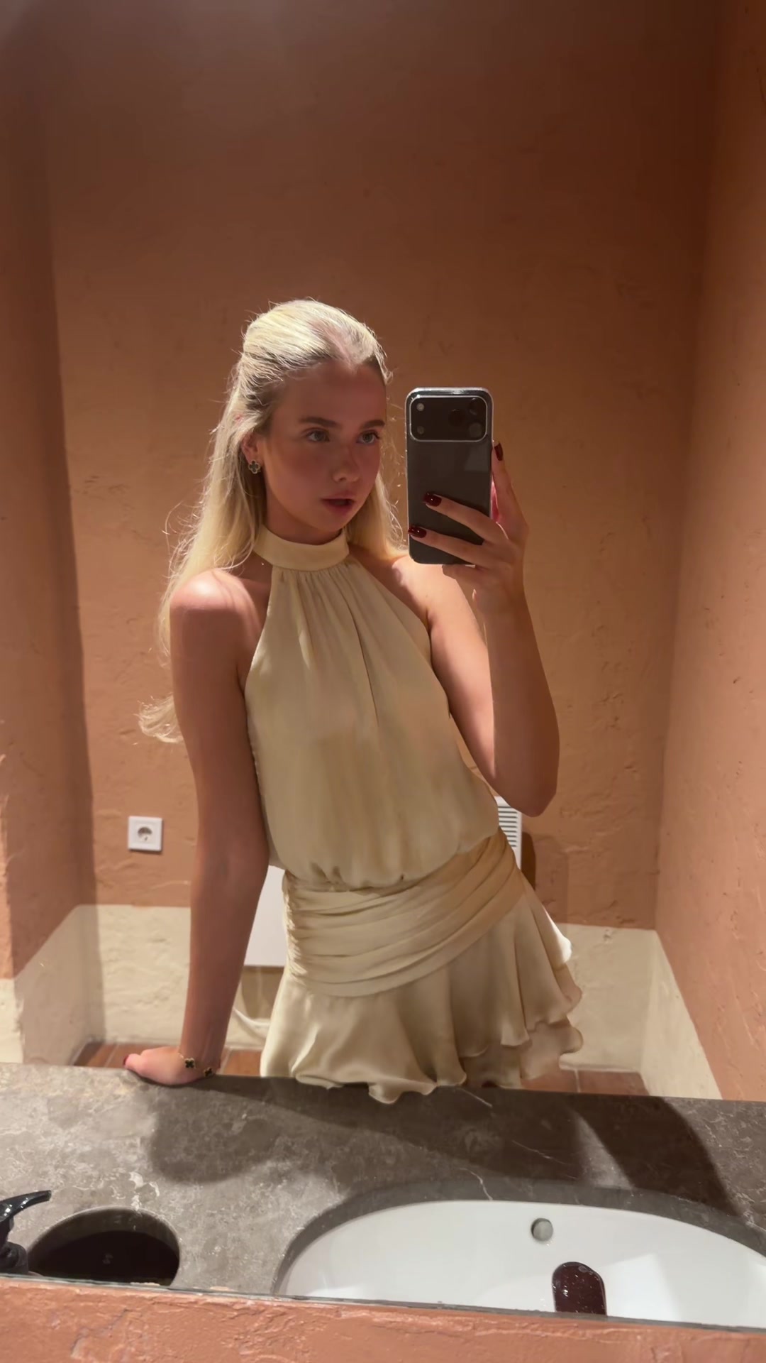 @vimollly