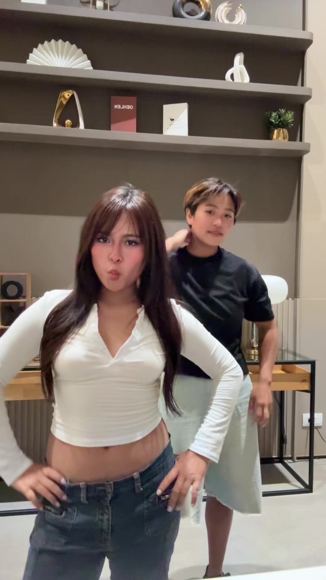 @แมรี่