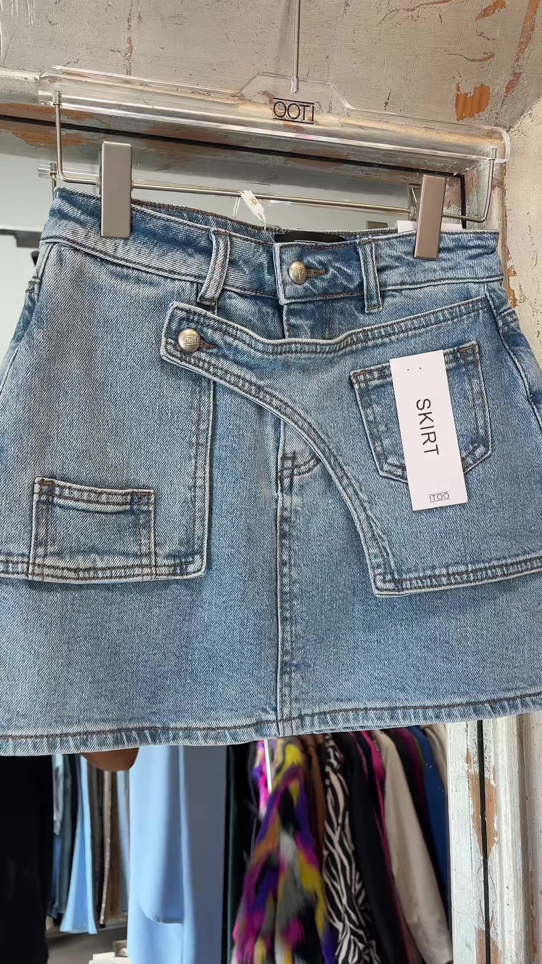@itoofashion