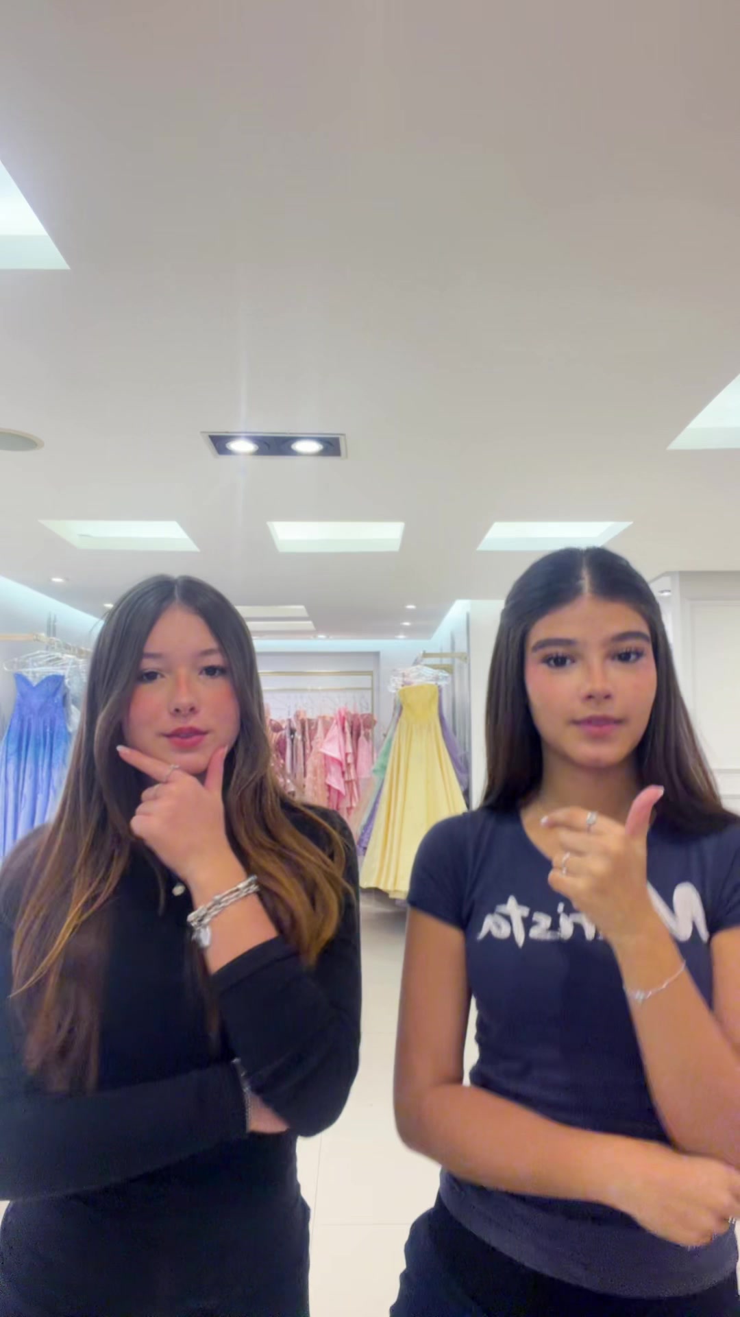 @Garotas Kiridas 🤎🤎