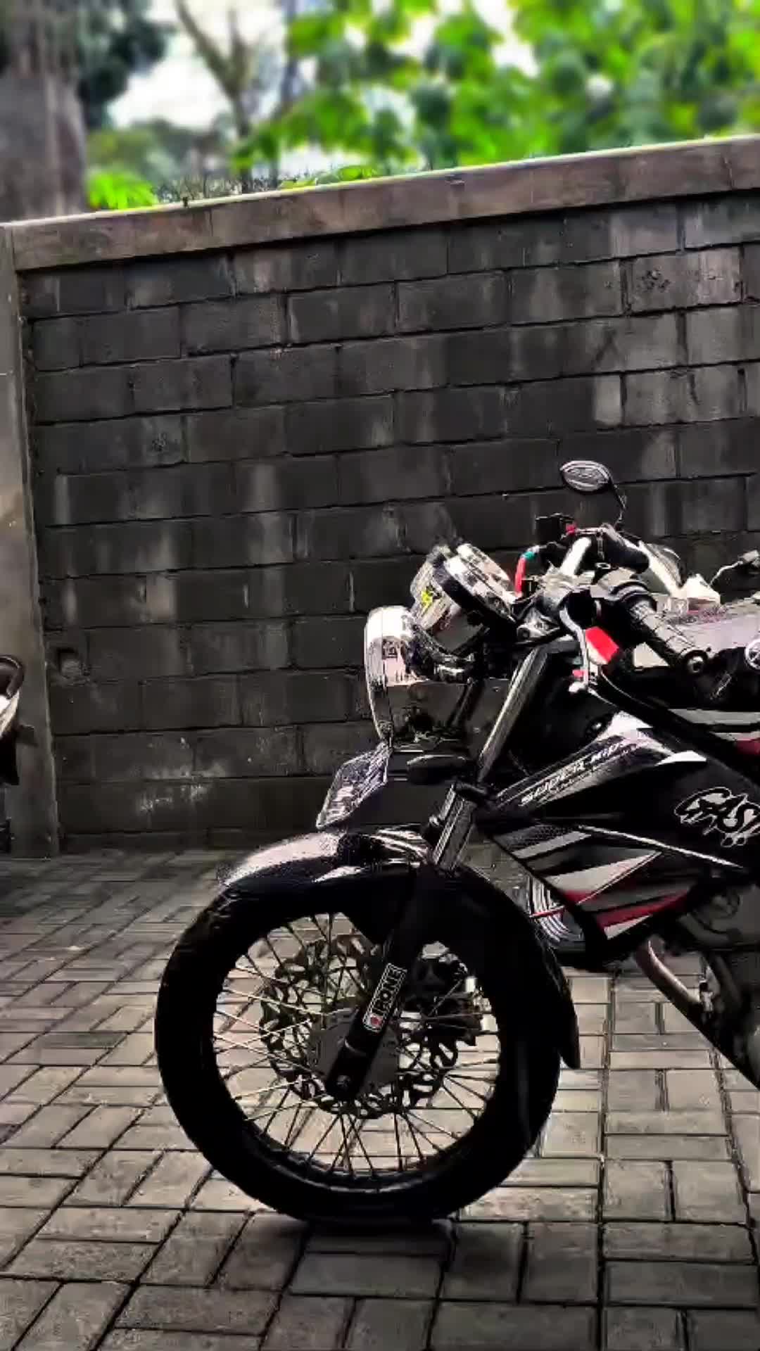 @AndriHan28