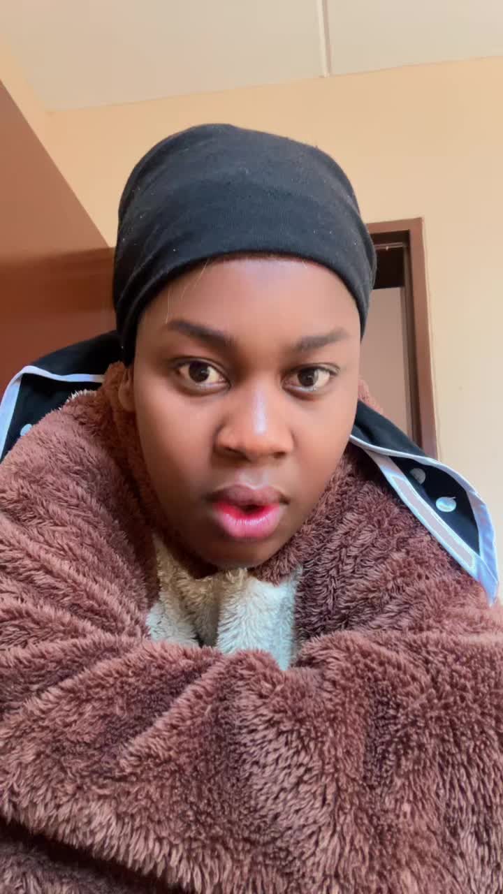 @MakaGuccikay1owes2akekho