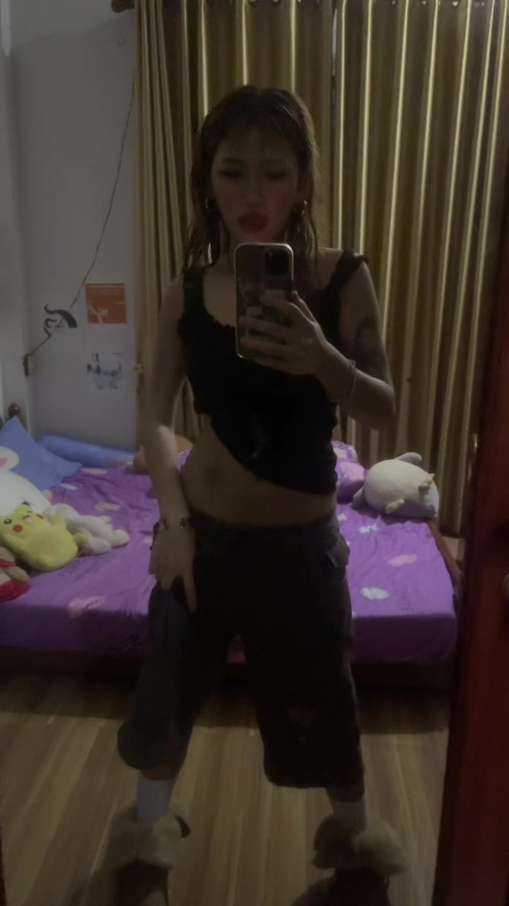 @ᴹⁱᵃ